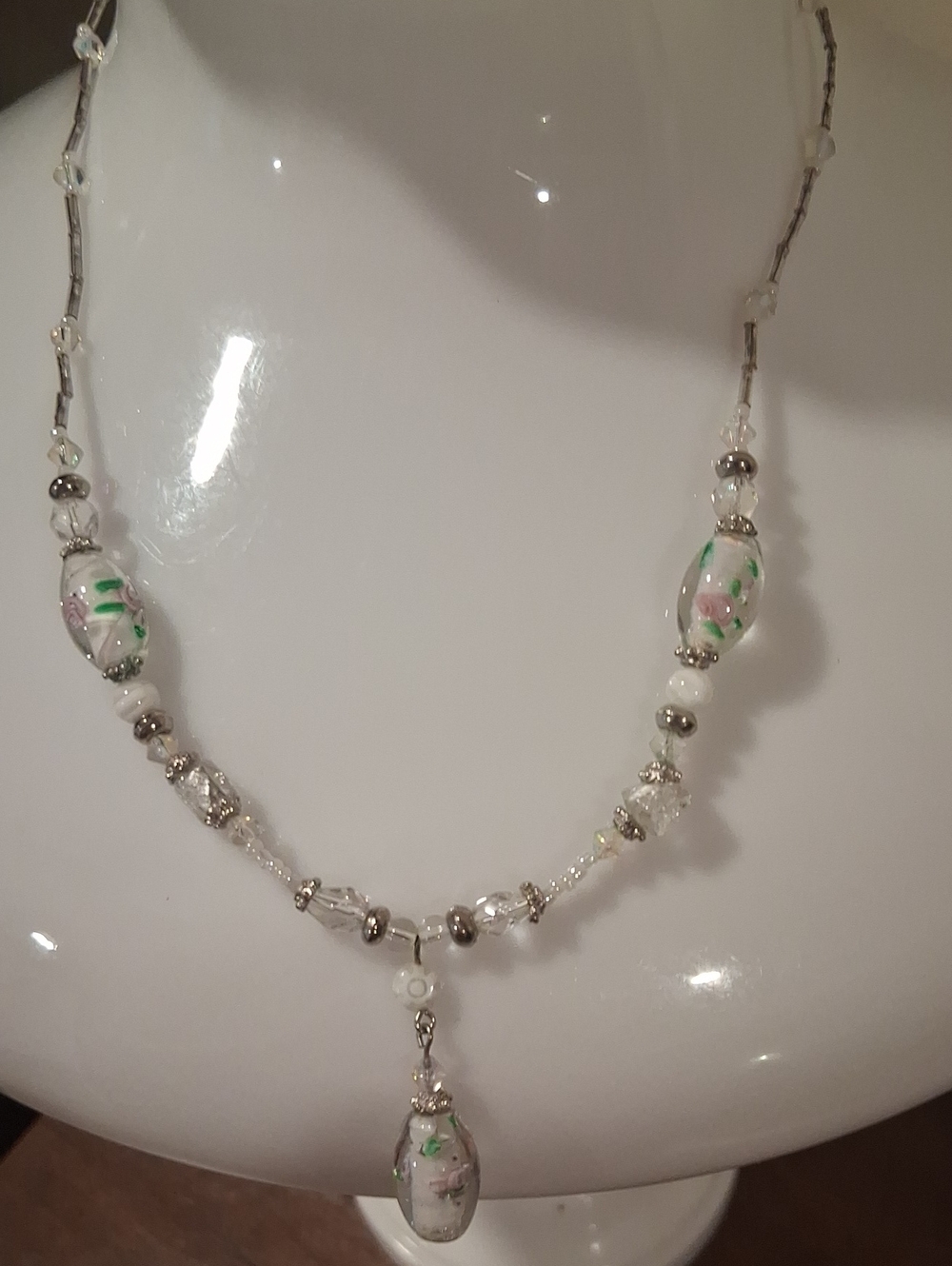 Delicate White Floral Glass Bead Necklace with Silver Accents